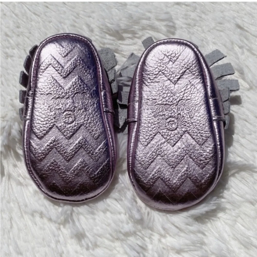 NEW! Itzy Ritzy pink champagne metallic moccasins 6-12 months